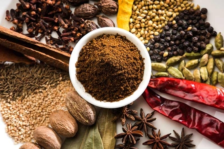  كَرام ماسالا ( Garam Masala ) فراتر از یک ادویه؛ سفری به قلب طعم‌های هندی