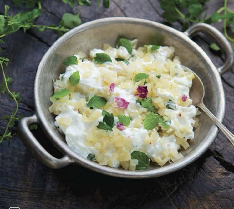 ماست و موسیر ( YOGURT + PERSIAN SHALLOT DIP )